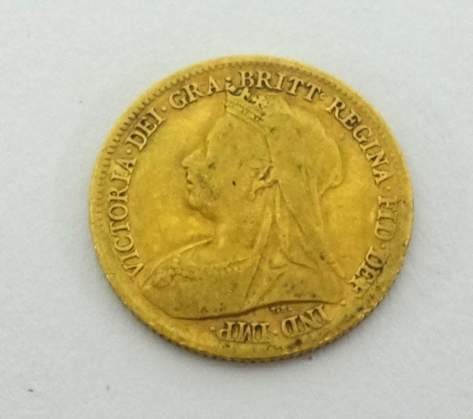 Victoria, a gold half sovereign, 1900.