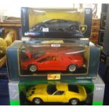 Burago, Ferrari model, Maisto, Ertl & other large scale models, boxed (5).