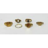 Six assorted 9ct gold dress rings, approx 25gms.