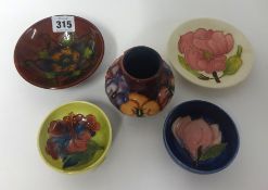 Small collection of Moorcroft (5)