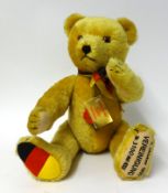 Hermann Teddy, golden mohair, Vereinigung 16", limited edition 4000, embroidered on foot 3 October