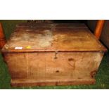 LIGHT WOOD LIFT TOP STORAGE BOX (A/F)