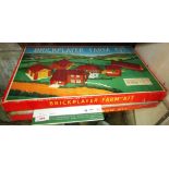 BOXED BRICKPLAYER FARM KIT BUILDING SET