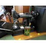 VINTAGE SINGER ELECTRIC SEWING MACHINE IN CASE