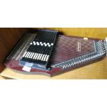 AUTO HARP WITH INSTRUCTIONS AND MUSIC BOOKS