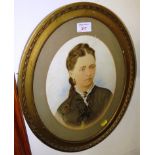 TINTED PHOTOGRAPH OF VICTORIAN WOMAN IN OVAL GILT FRAME