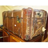 VINTAGE WHITELEYS WOODEN BANDED STEAMER TRUNK (A/F)