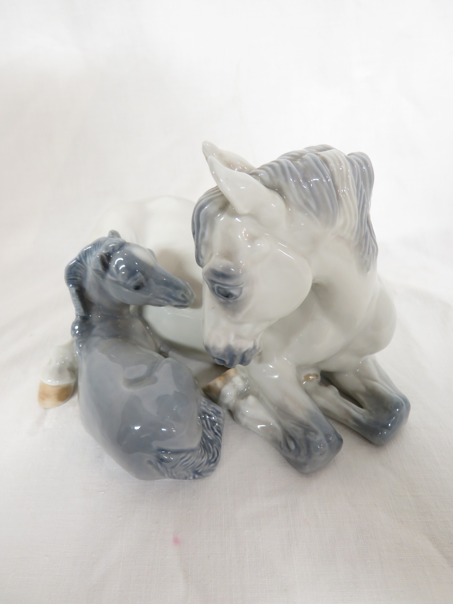 Royal Copenhagen porcelain figural group of mare and foal, numbered 4698, (length 18cm, height - Image 4 of 5