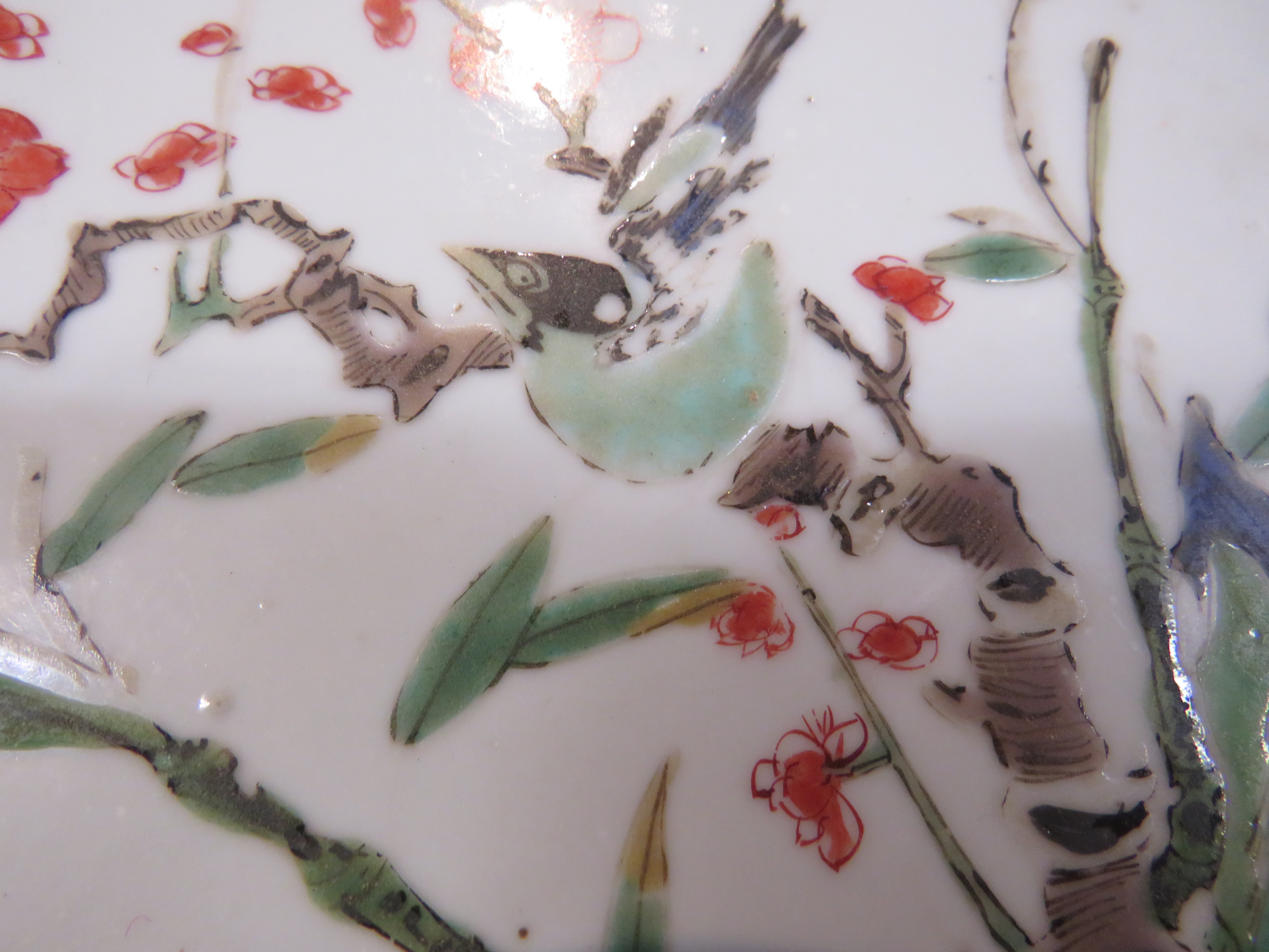 Two Chinese porcelain plates enamelled in the famille verte palette with flowering branch and - Image 9 of 10