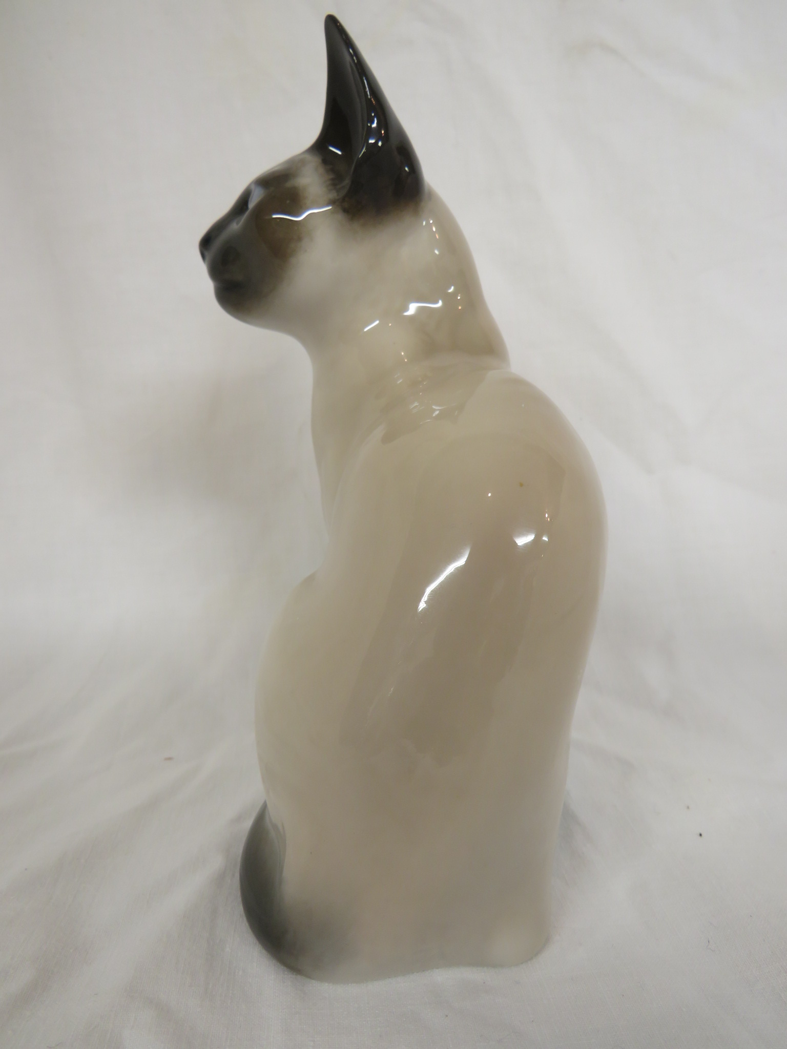 Royal Copenhagen porcelain figure of a seated Siamese cat, numbered 3281 (height 19cm) - Image 2 of 5