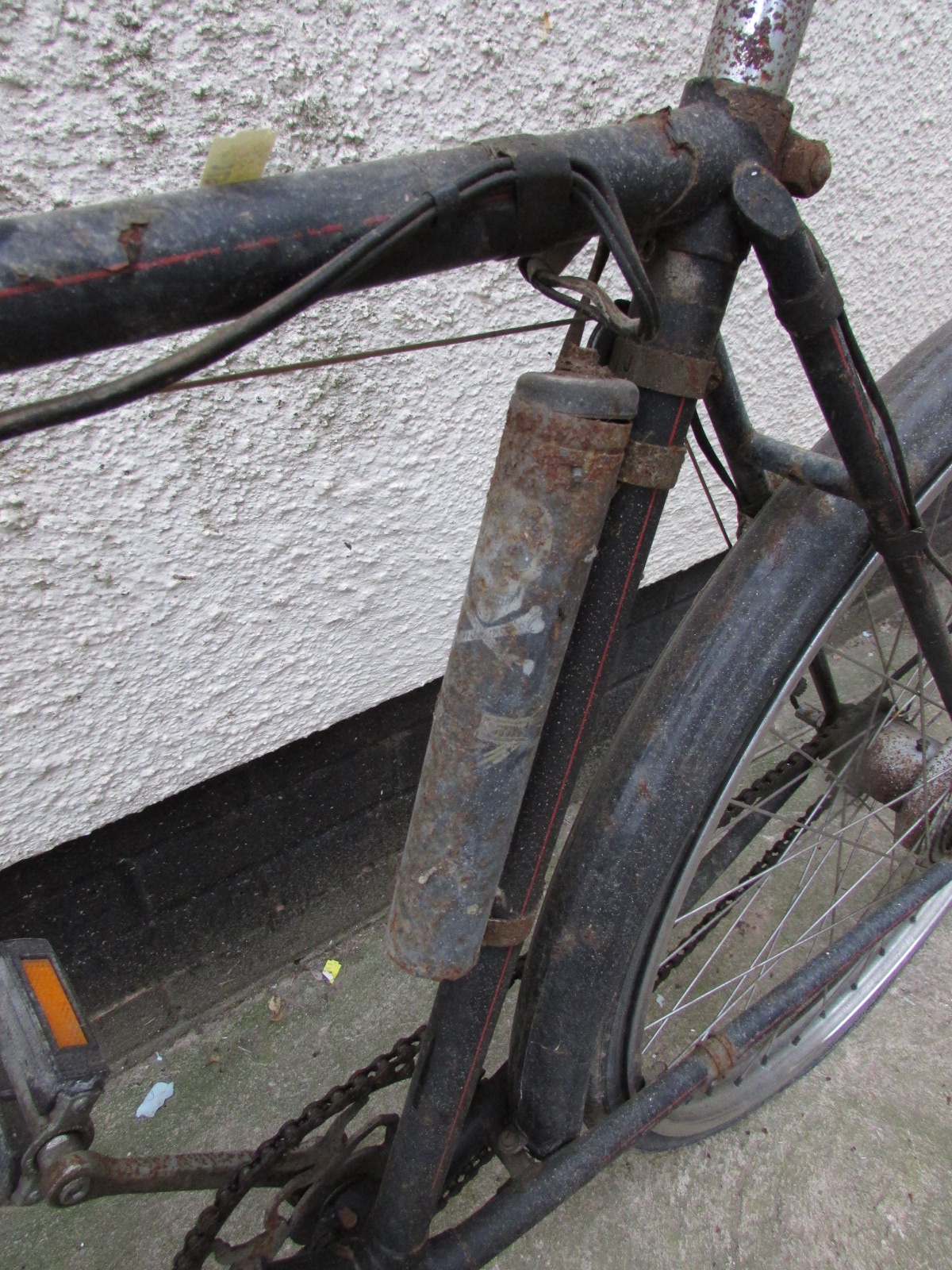 A Humber gentleman's bicycle, black - Image 5 of 5