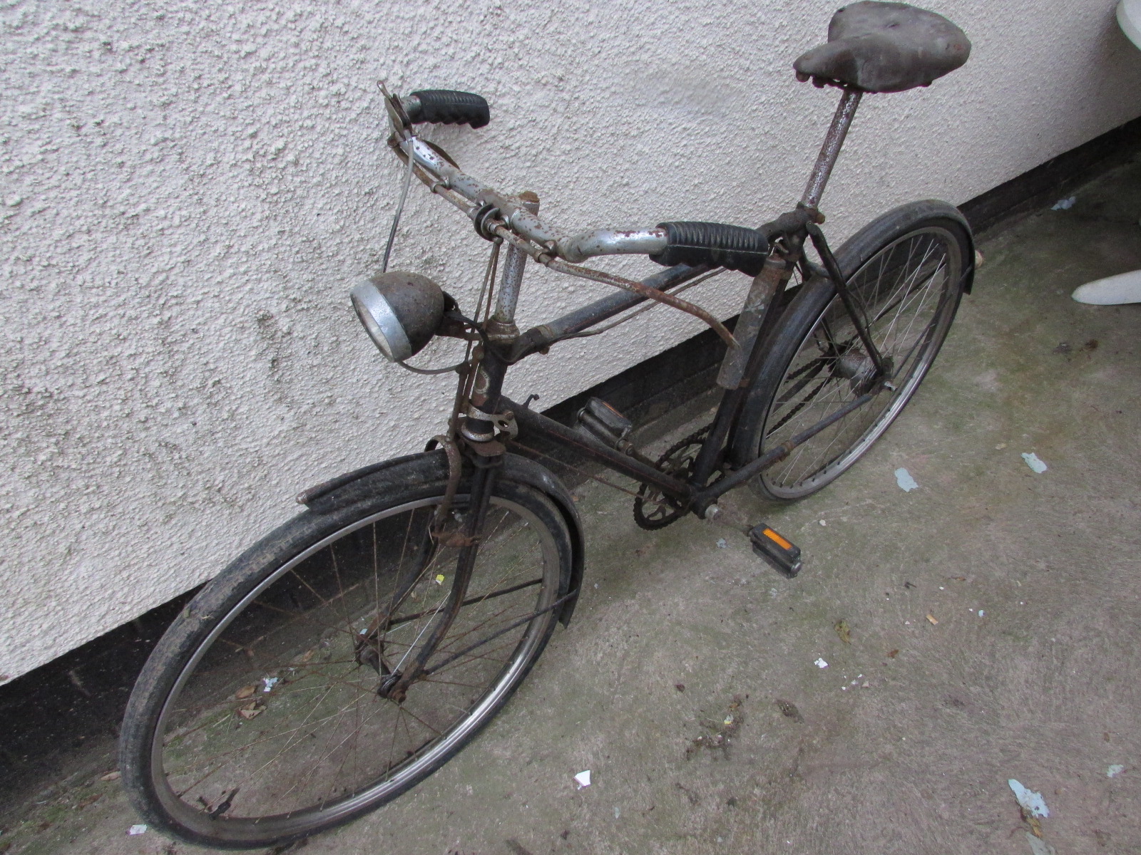 A Humber gentleman's bicycle, black - Image 2 of 5