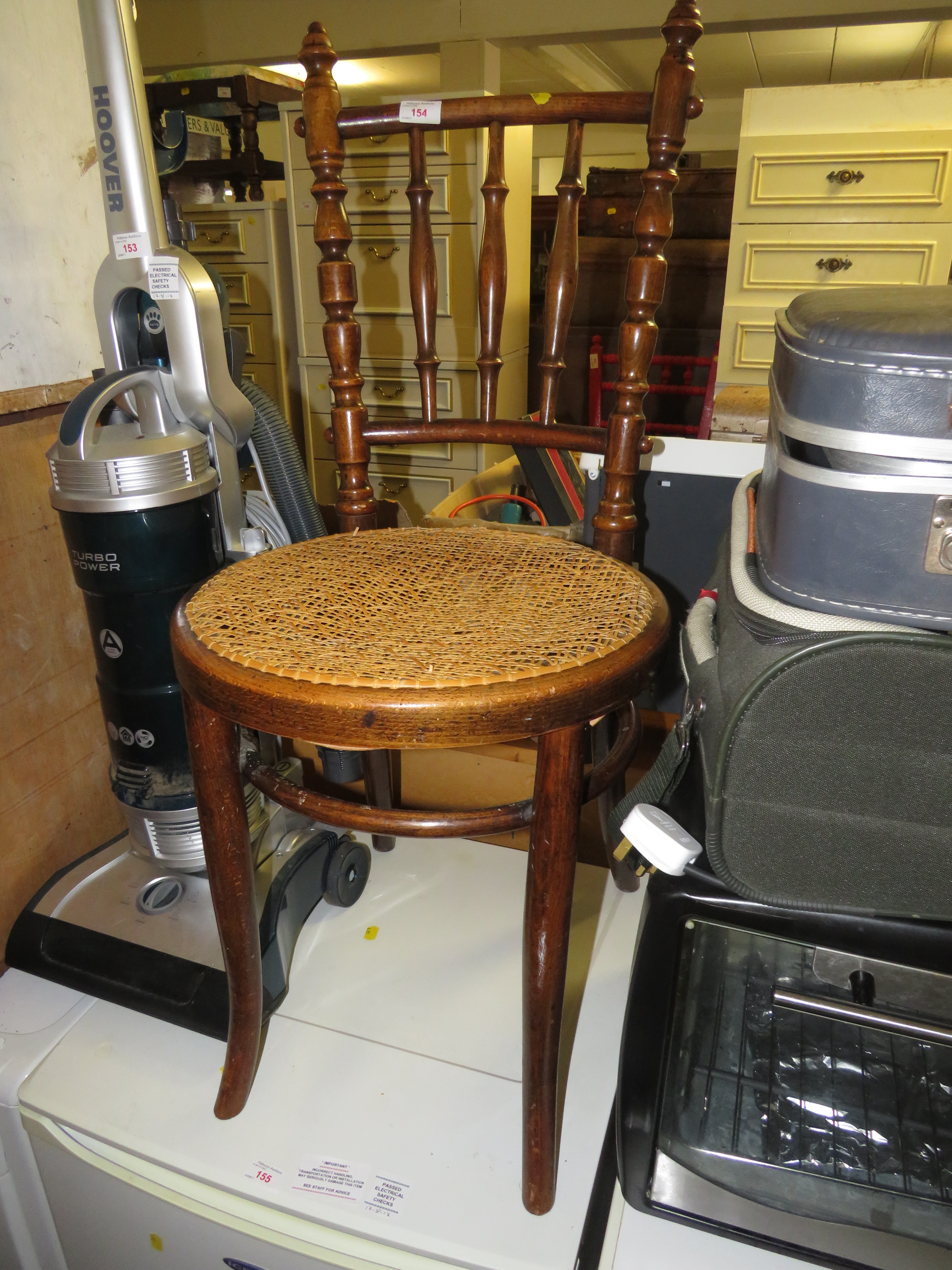 MAHOGANY FRAMED SPINDLE BACKED SIDE CHAIR WITH RATTAN SEAT