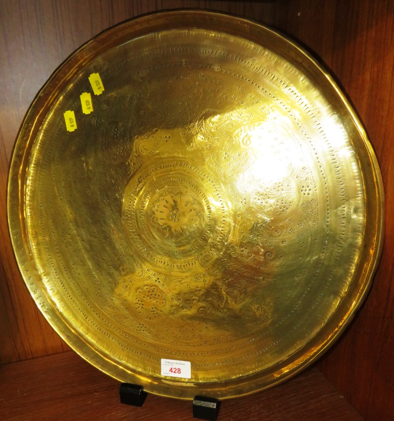 LARGE ENGRAVED ANTIQUE WORN BRASS TRAY WITH PERSIAN OR EASTERN STYLE ANIMALS AND LEAPING FIGURES - Image 2 of 3