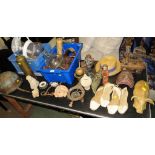 TABLE OF ASSORTED DECORATIVE ITEMS INCLUDING TREEN WARE, VINTAGE CHINA DOLLS, METALWARE, ETC