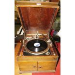VINTAGE WOODEN CASED DULCETTO WIND UP GRAMOPHONE