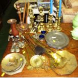 ASSORTMENT OF METALWARE INCLUDING COPPER AND BRASS CANDLE STICKS, BRASS SKIMMER, PEWTER PLATE