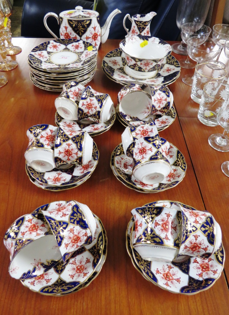 POINTONS CHINA TEA SERVICE WITH BLUE, RED AND GILT FLORAL DECORATION, NUMBERED 2534