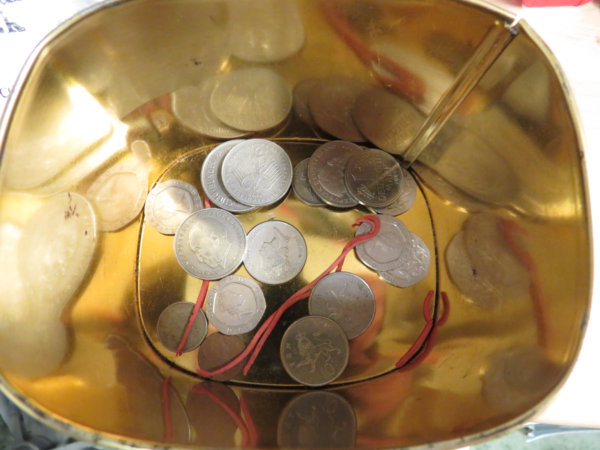 TIN OF ASSORTED COINS AND BANK NOTES - Image 5 of 5