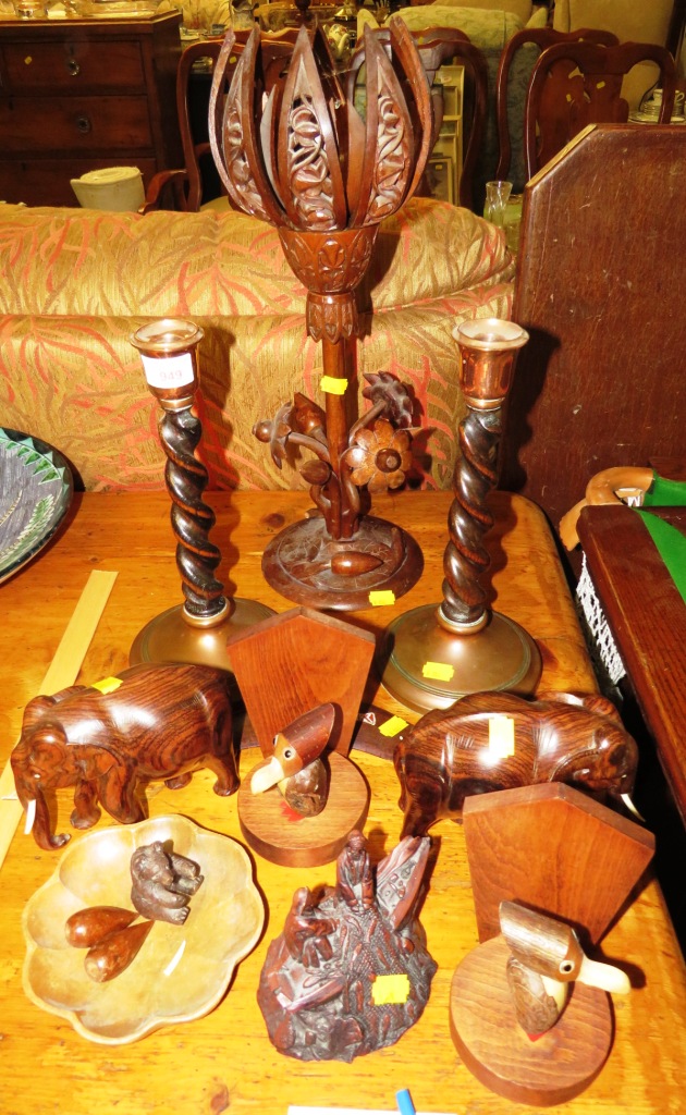 CARVED TREEN TABLE LAMP BASE IN FORM OF FLOWER, OAK BARLEY TWIST AND COPPER CANDLESTICKS AND OTHER