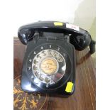 VINTAGE BLACK DIALER TELEPHONE