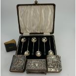 Set of silver teaspoons (boxed,