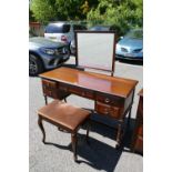 Oak old charm style dressing table with single mirror and stool (2)