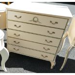 White French style chest of 5 drawers and a bedside cabinet (2)