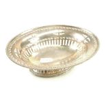 Silver oval pierced dish (117g)