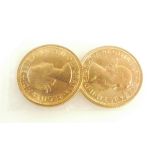 Two 1967 gold full sovereigns (2)
