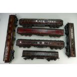 O Gauge Model Locomotive carriages LMS 10113, 19285, 241, 314,