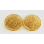 Two 1967 gold full sovereigns (2)