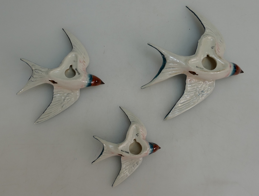 Beswick graduated set of Swallow wall plaques comprising 757-1, - Image 2 of 3