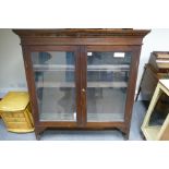 Victorian glazed book case top with 3 shelves