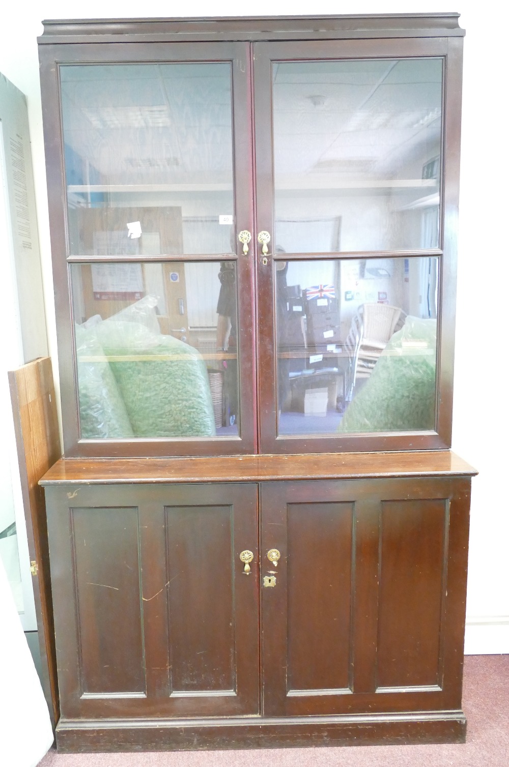 Mahogany 2 door cupboard bookcase