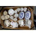 A mixed collection of tea and dinner ware to include floral decorated cups and saucers, Royal Albert