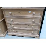 Modern pine chest of 4 drawers