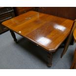 Edwardian wind-out oak table.