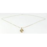 9ct gold locket with chain (4.