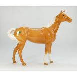 Beswick palomino swish tail horse together with Beswick deer