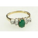 9ct gold emerald and baguette diamond set ring - weight 2.