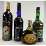 A collection of spirits including Harveys British Cream, Club Royal pale cream,