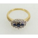 18ct diamond & sapphire ring, 4.