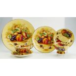 A collection of Aynsley Orchard Gold tea and dinnerware items to include dinner plates, side plates,
