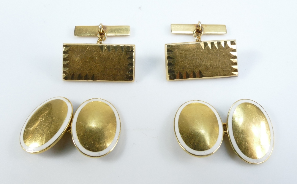 Heavy 18ct gold & enamel hallmarked cuff links (damaged) together with an unmarked pair of yellow - Image 3 of 3
