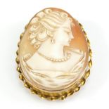 Large 9ct gold mounted cameo brooch 58mm high 16.