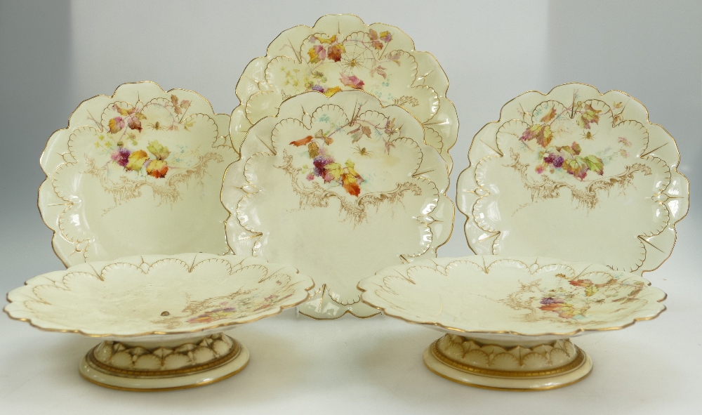 A collection of Royal Worcester dinner ware with foliage and spider decoration to include plates