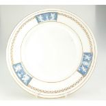 Minton Pate-sur-Pate plate decorated wit