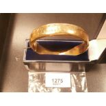 9ct gold bangle 17.6g