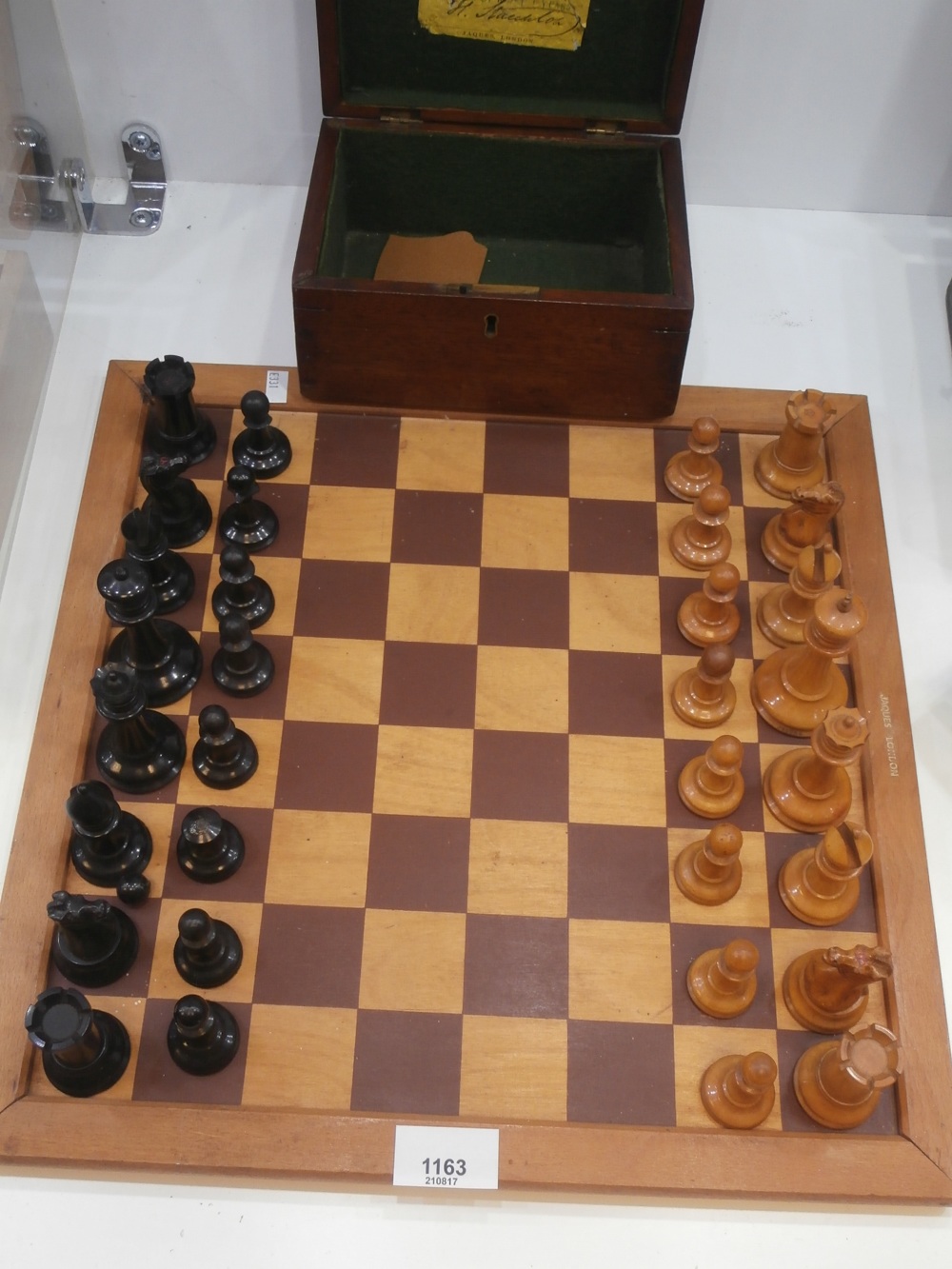 Victorian mahogany cased weighted Staunton chess set and Jacques chess board, King